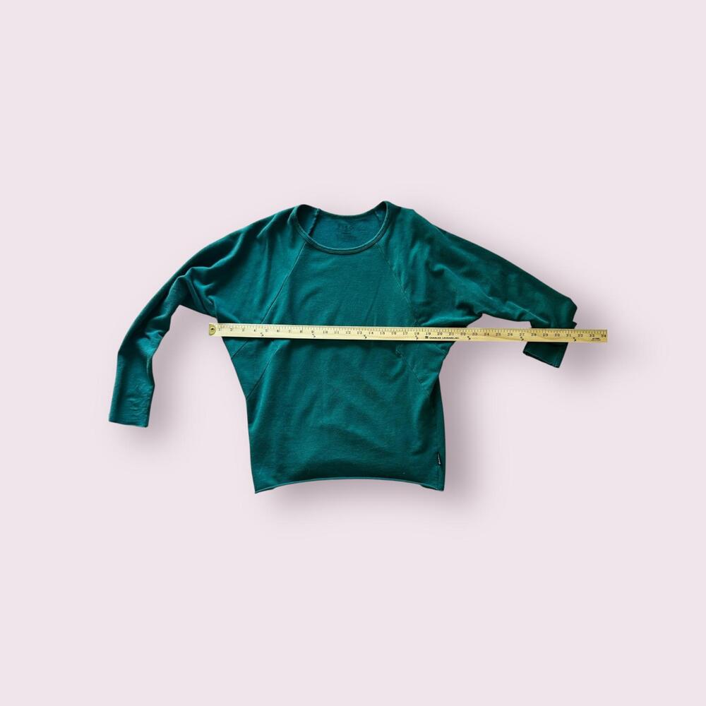 FLEO Women's Long Sleeve Top in Teal M EUC RARE